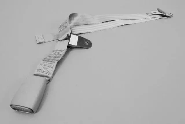 3 Passenger Inner Seat Belt, Left - Mopar (0RK991J3AB)