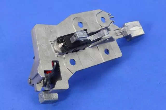 Exterior Door Handle, Left - Alfa Romeo (68318538AA)