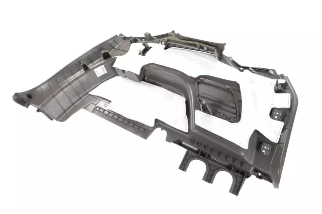 Lower Quarter Trim - GM (84677062)