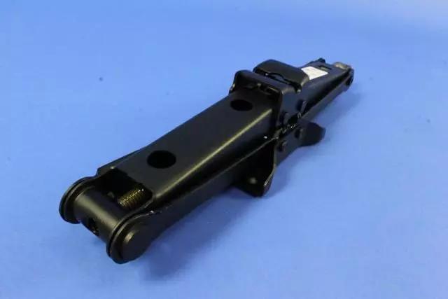 68042097AC - Wheels, Covers and Jacks: Jack for Mopar Image