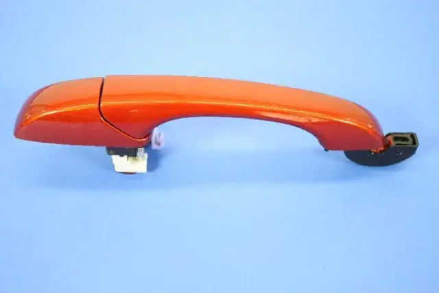 Exterior Door Handle, Right - Mopar (1KR96DV6AD)