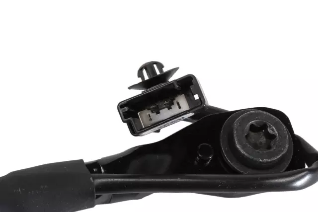 Part# 19258687 Cashmere Driver Seat Belt with Buckle - GM (19258687)