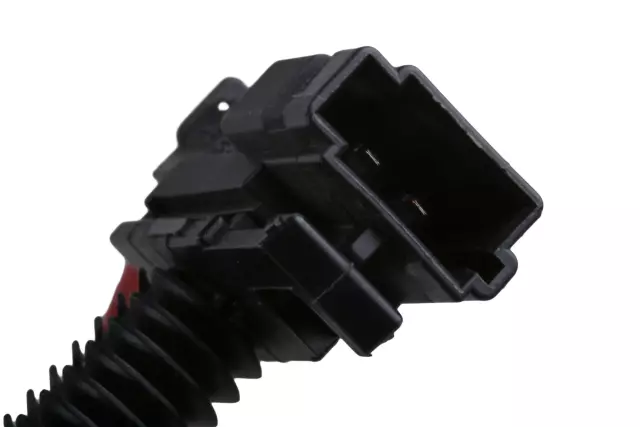 Part# 19301316 Jet Black Driver Seat Belt with Buckle - GM (19301316)