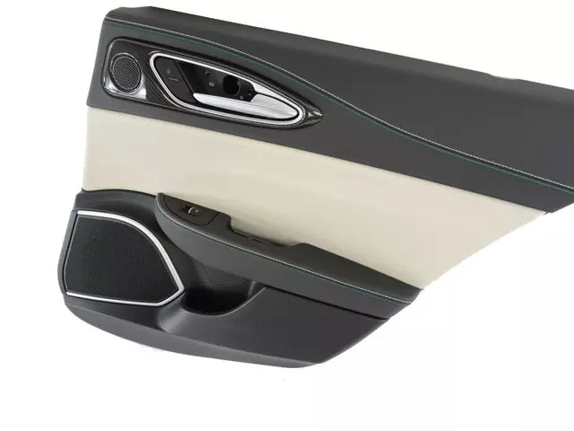 Panel - Alfa Romeo (6EJ39U9VAA)