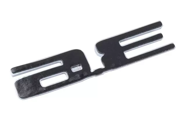 84062871 - Body: Nameplate for Cadillac: XT5 Image