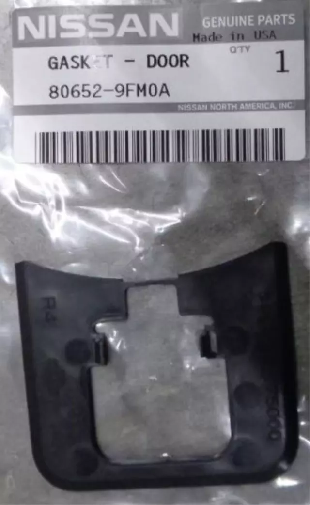 806529FU0A - Body: Handle, Outside Gasket for Nissan: Armada, Pathfinder Armada, TITAN, TITAN XD Image