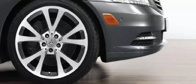 66474556 - Wheels: Wheel (19 Inch) 5-Double-Spoke Titanium Silver for Mercedes-Benz Image