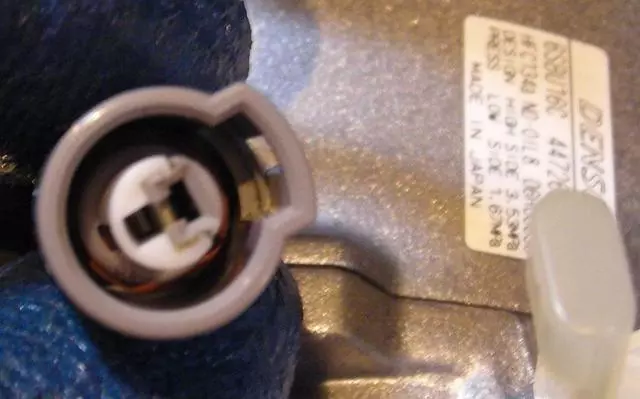 Compressor Assembly - Toyota (88320-33200-84)