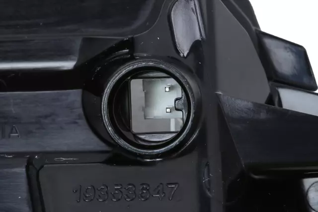 Driver Side Door Mirror Turn Signal Lamp - GM (39123334)