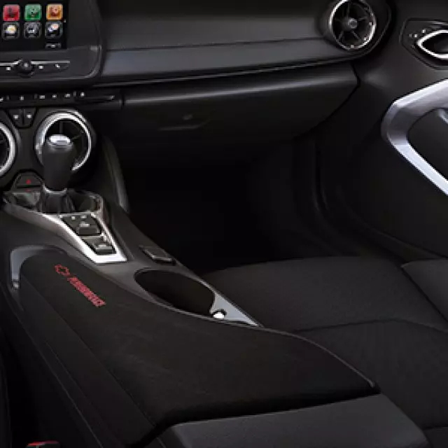 84092725 - Interior: Console Lid, Performance Logo for GM Image