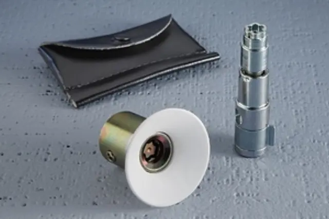 999L2BN000 - Other: Spare Tire Lock for Nissan Image