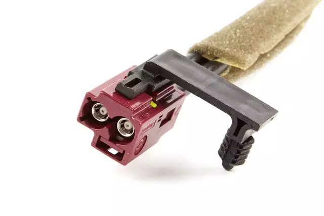 Radio, Mobile Telephone, and GPS Navigation Antenna Cable - GM (23228561)