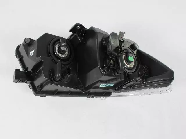 Headlamp Park And Turn Lamp, Left - Mopar (5067789AE)