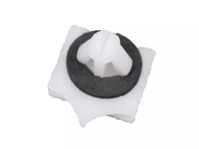 Wheel Opening Molding Retainer Clip - Ford (W716503-S300)