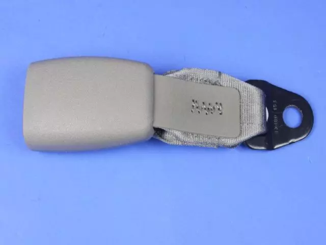 YZ581J3AA - Interior Trim: 3 Passenger Inner Seat Belt, Right for Chrysler: Town &amp; Country | Dodge: Caravan, Grand Caravan Image