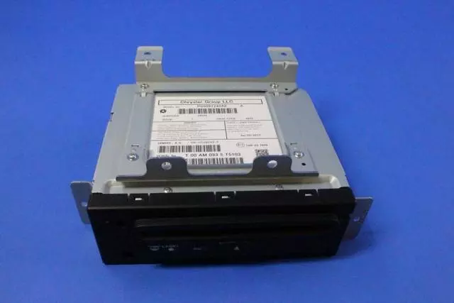 Compact Disc Player - Mopar (5091245AE)