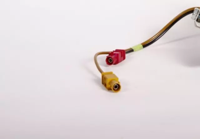 20986975 - Electrical: Antenna Assembly for Chevrolet: Camaro Image