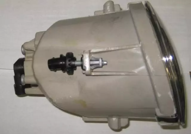 Lamp Housing - Toyota (81211-0C021)