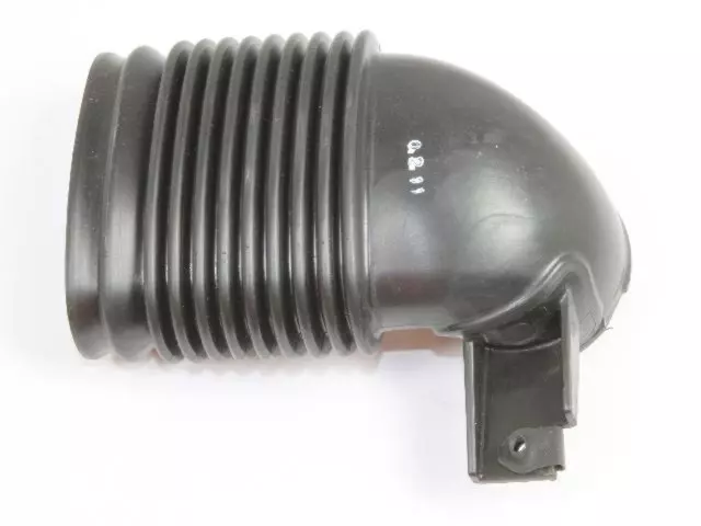 68073649AA - : AIR CLEANER - DUCT 68073649AA for Fiat: 500 Image