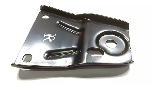 41332SA040 - : Front Bracket for Subaru Image