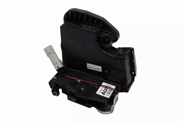 Front Passenger Side Door Latch - GM (13507144)