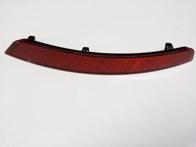 5K0945105H - Body: Reflector for Volkswagen: Golf, GTI Image