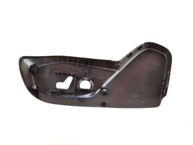 6EP10LU5AA - Interior Trim: Seat Shield, Right Seat for Jeep: Cherokee Image