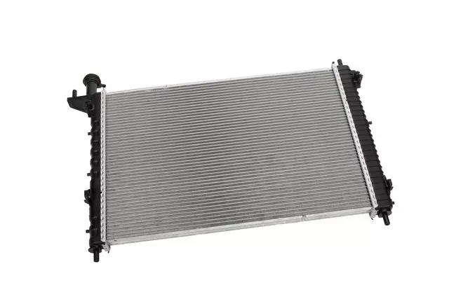 84079536 - Belts and Cooling: Radiator for Buick: Enclave | Chevrolet: Traverse | GMC: Acadia, Acadia Limited | Saturn: Outlook Image