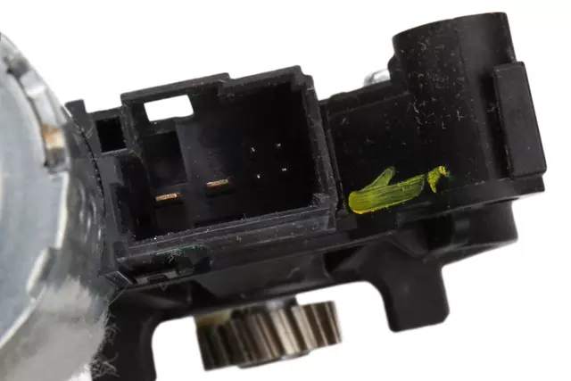 26235040 - : Rear Sunroof Sunshade Motor with Control Module for Buick: LaCrosse Image