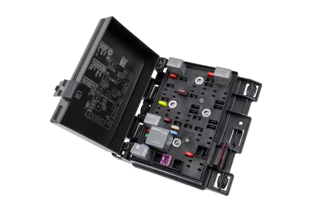 20997645 - Electrical: Junction Block for Chevrolet: Malibu Image