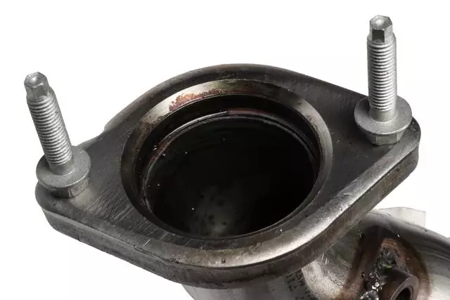 Driver Side Exhaust Manifold with 3-Way Catalytic Converter and Studs - GM (12638991)