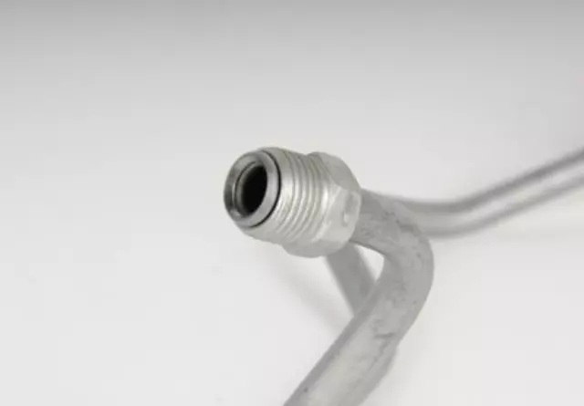 Automatic Transmission Oil Cooler Hose - GM (25650359)