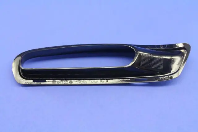 Air Inlet Bezel, Right - Mopar (1WC62DX8AA)