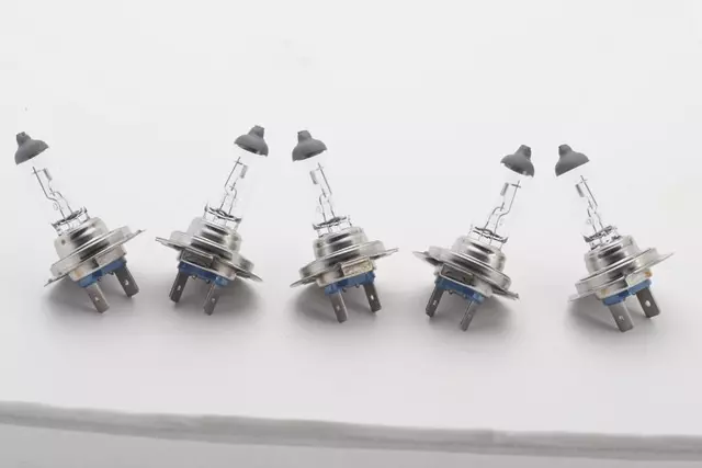 Head Lamp Bulb - Subaru (84920AJ02A)