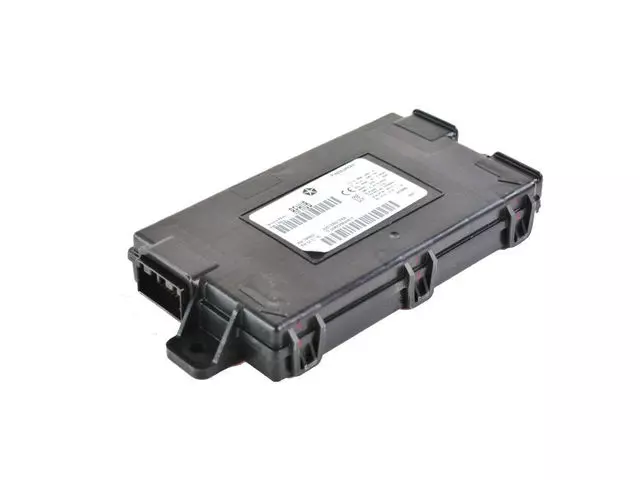 Hub Receiver - Mopar (68283455AD)