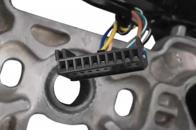 19418310 - Steering: Steering Wheel for Chevrolet: Malibu Image