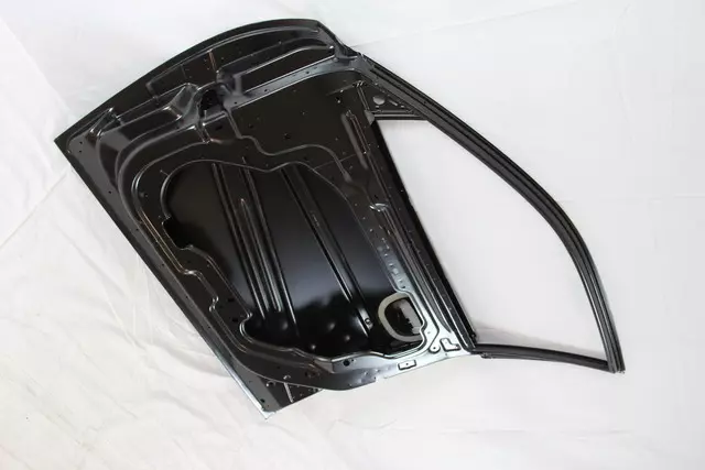 Front Door, Right - Mopar (68089370AB)