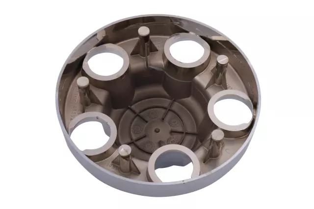 15635450 - : Part# 15635450 Hub Cap for Cadillac: Escalade | Chevrolet: Blazer, C1500, C2500, C3500, Express 1500, Express 2500, Express 3500, K1500 Pickup, K2500 Pickup, K3500 Pickup, P30, Suburban C1500, Suburban C2500, Suburban K1500, Suburban K2500, Tahoe | GMC: C1500 Pickup, C2500 Pickup, C3500 Pickup, K1500 Pickup, K2500 Pickup, K3500 Pickup, Savana 1500, Savana 2500, Savana 3500, Suburban C1500, Suburban C2500, Suburban K1500, Suburban K2500, Yukon Image