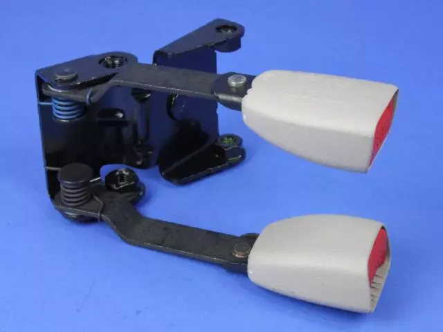 Rear Inner Seat Belt, Left - Mopar (xv791l2ac)