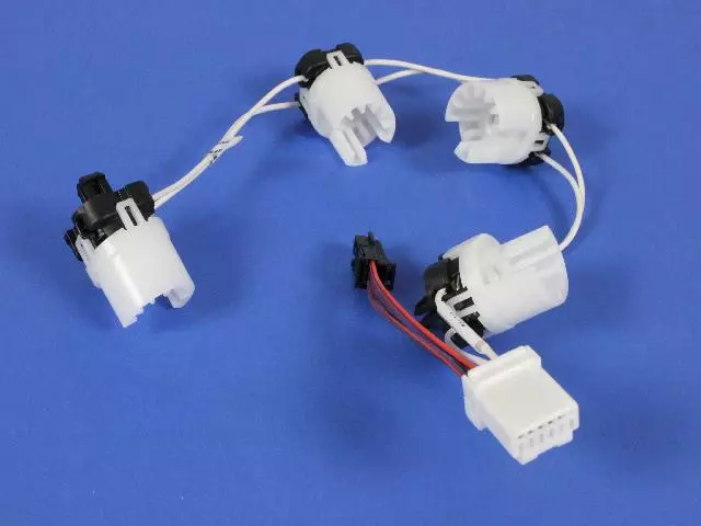 Horn / Speed Controls / Radio Control Switch Connector - Mopar (52029416AB)