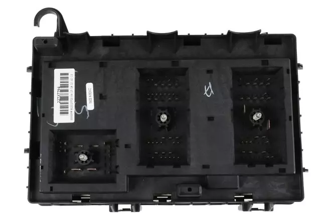 22737794 - : Accessory Wiring Junction Block for GM Image