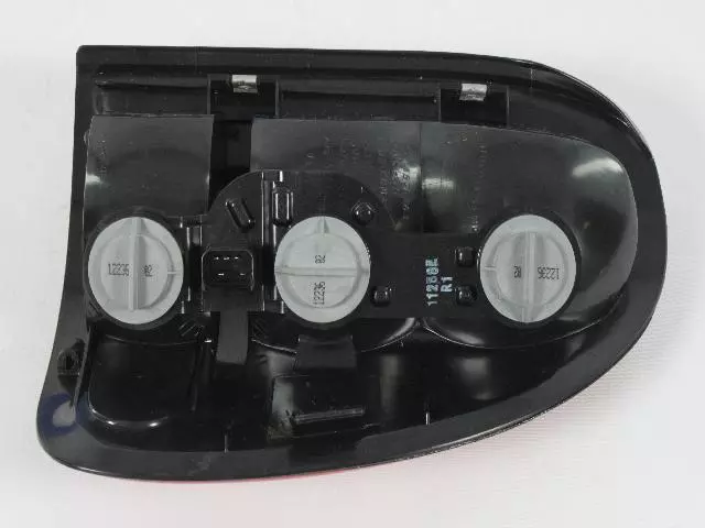 2AME76245A - Electrical: Combo Lamp for Chrysler: Grand Voyager, Town &amp; Country, Voyager | Dodge: Caravan, Durango, Grand Caravan Image