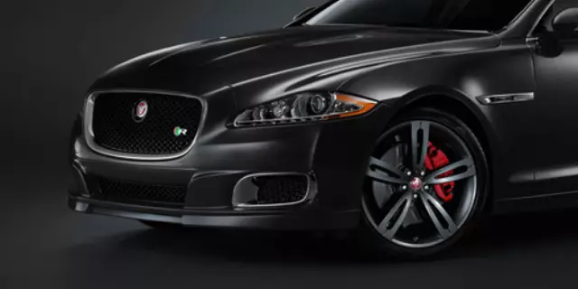 C2D23124PEC - : Lower Splitter Spoiler - Center for Jaguar: XJ Image