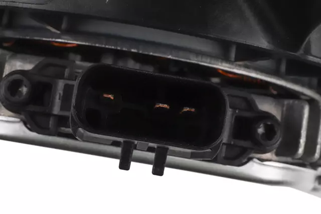 86777555 - : Fan &amp; Motor for Cadillac: Escalade, Escalade ESV | Chevrolet: Silverado 1500, Silverado 1500 LTD, Suburban, Tahoe | GMC: Sierra 1500, Sierra 1500 Limited, Yukon, Yukon XL Image