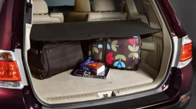 Cover, Cargo - Toyota (pt73148110)