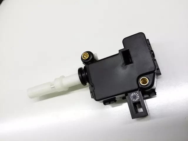 3B5827061C - : Release Solenoid for Volkswagen: Passat, Phaeton, Touareg Image