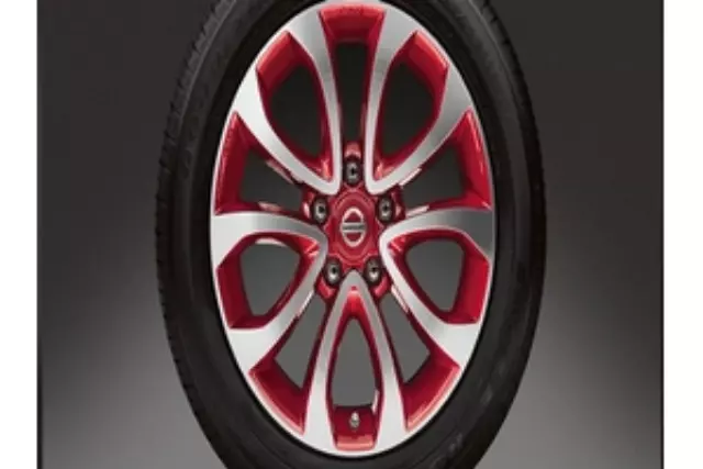 17inch Alloy Wheel - Full White W/ Center Cap - Nissan (999W1-63QAB)