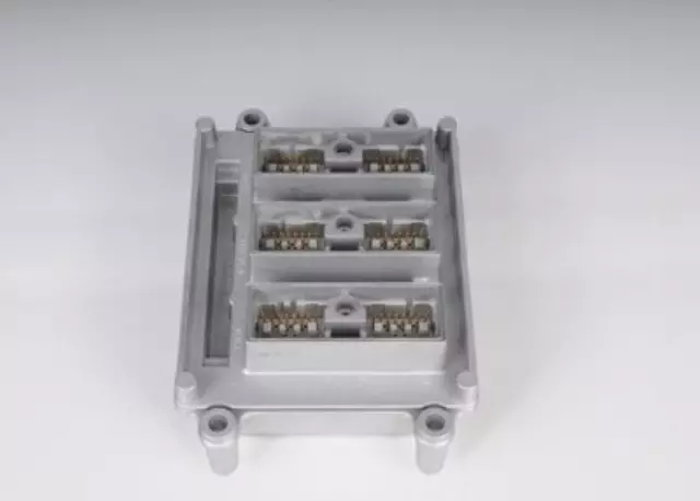 19210065 - Electrical: ECM for Buick: Rainier | Chevrolet: Trailblazer, Trailblazer EXT | GMC: Envoy, Envoy XL, Envoy XUV | Oldsmobile: Bravada Image