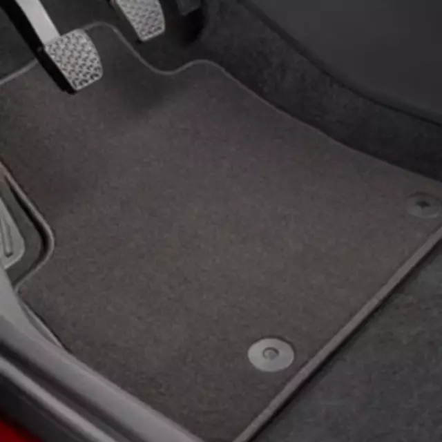 39109973 - Interior: Floor Mats, Carpet for GM Image