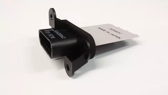 PART SUPERSEDES TO 87138-04070 AND REQUIRES PART 82141-04Q80 - Toyota (8713804052)